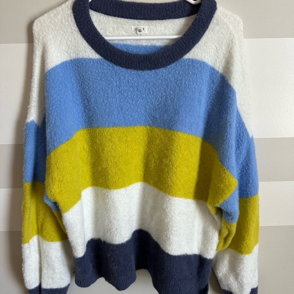 Aerie Flurry Fuzzy Crewneck Sweater - Picture 5 of 5